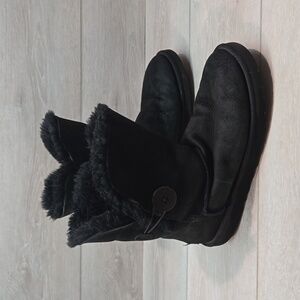 Ugg Australia Women 5803 Ankle one button Leather Boots shoes sz 8